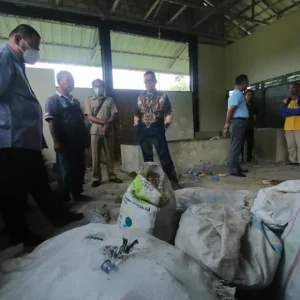 4B39CC79-D312-47C1-9144-E0A07D5F84F2